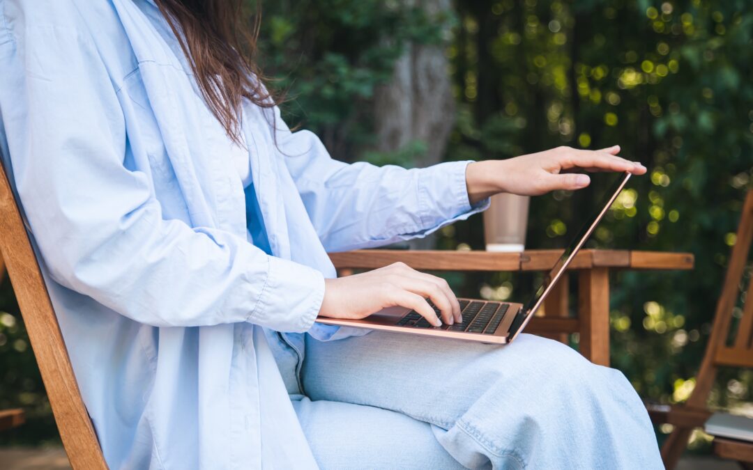 3 Reasons Why You Should Work Remotely From A Smoky Mountain Cabin